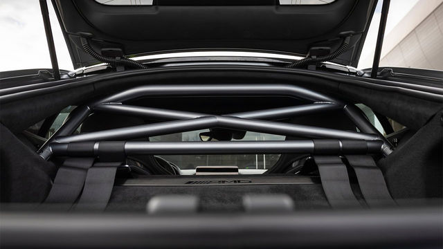 2020 M-Benz AMG GT R PRO 4.0 V8  第9張相片