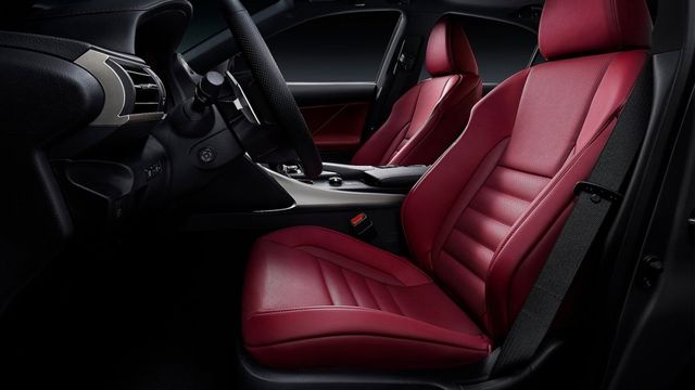 2020 Lexus IS 300 F Sport版  第7張相片