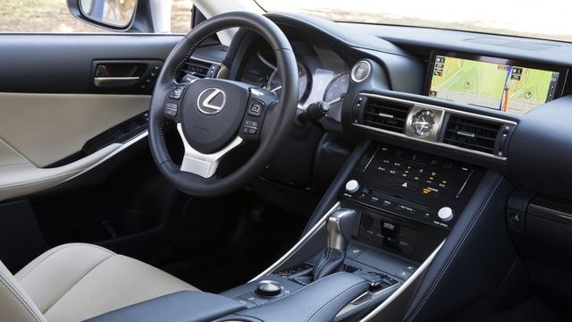 2020 Lexus IS 300豪華版  第6張相片