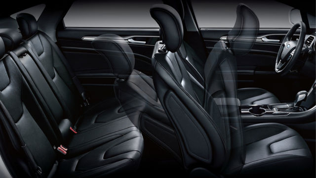 2020 Ford Mondeo EcoBoost 240  第8張相片
