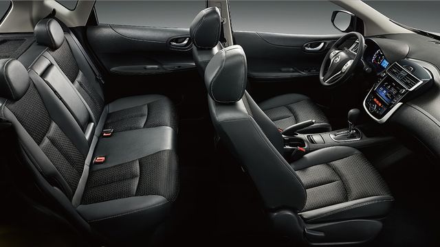 2020 Nissan Tiida 5D 傳奇版  第10張相片