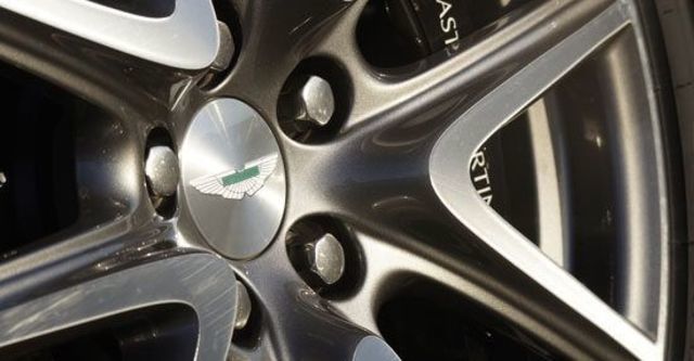 2013 Aston Martin Vantage V8 S Coupe  第5張相片