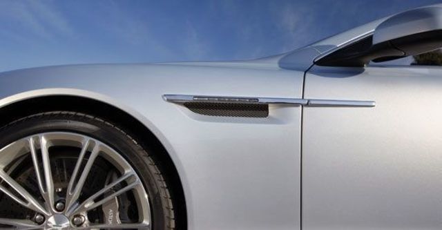 2012 Aston Martin Virage 6.0 V12 Coupe  第6張相片