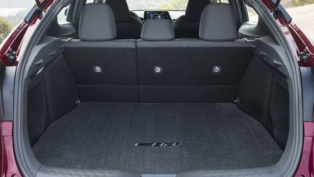 2020 Toyota C-HR 豪華  第10張相片