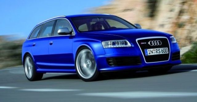 2010 Audi A6 Avant RS6  第2張相片