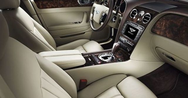 2011 Bentley Continental Flying Spur 6.0 W12  第7張相片