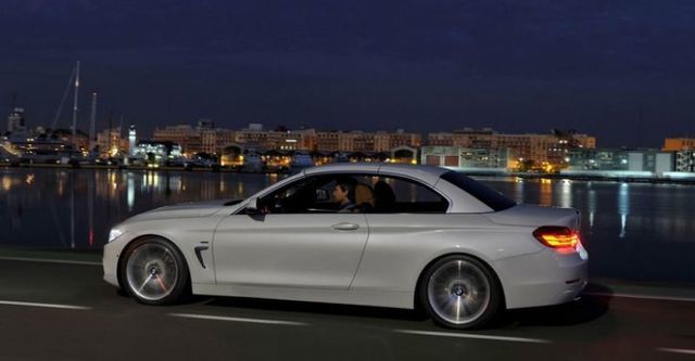 2015 BMW 4-Series Convertible 428i Sport Line  第2張相片