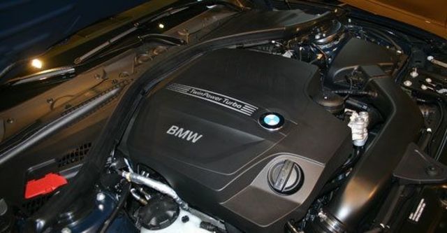 2013 BMW 3-Series Sedan 335i Sport  第4張相片