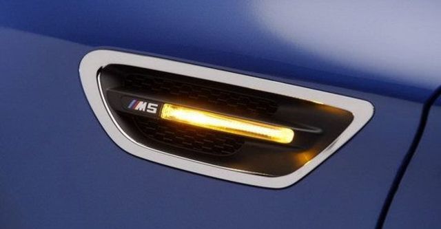 2013 BMW 5-Series Sedan M5  第11張相片