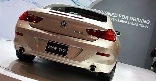 2013 BMW 6-Series Coupe 640i  第9張相片