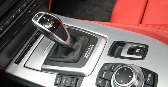 2013 BMW Z4 sDrive35i  第7張相片
