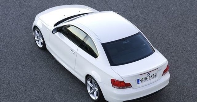 2012 BMW 1-Series Coupe 135i  第9張相片