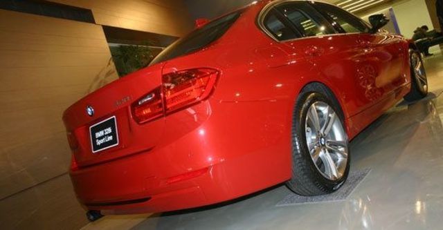 2012 BMW 3-Series Sedan 328i Sport  第9張相片