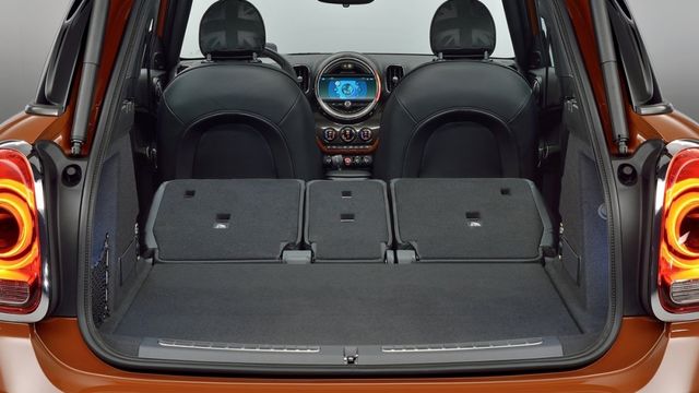 2020 Mini Countryman Cooper Deluxe豪華野營版  第6張相片