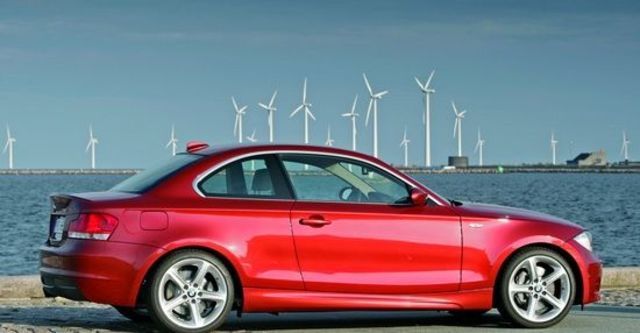2011 BMW 1-Series Coupe 135i  第11張相片