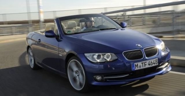 2011 BMW 3-Series Convertible 335i  第1張相片