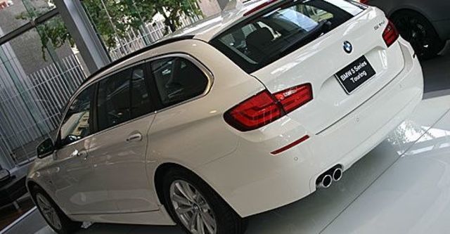 2011 BMW 5-Series Touring 520d  第3張相片