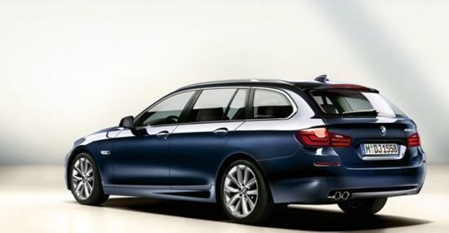 2011 BMW 5-Series Touring 528i  第5張相片