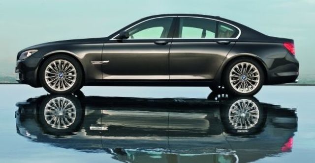 2011 BMW 7-Series 740i  第4張相片