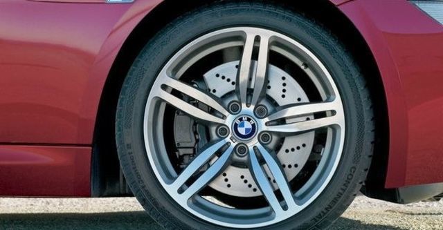 2008 BMW M6 Coupe  第7張相片