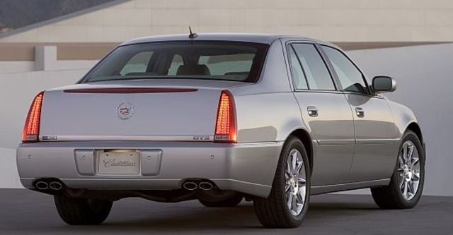 2010 Cadillac DTS 4.6 Platinum  第3張相片