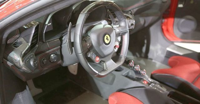 2015 Ferrari 458 Speciale  第8張相片