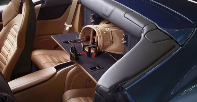 2014 Ferrari California T 3.8 V8  第6張相片