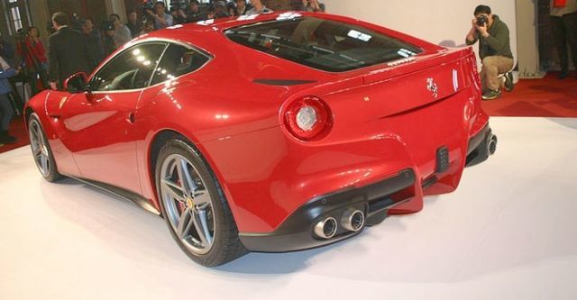 2014 Ferrari F12 Berlinetta V12  第3張相片