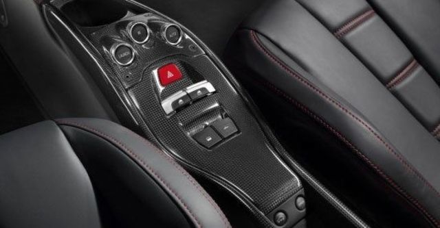 2013 Ferrari 458 Spider V8  第10張相片