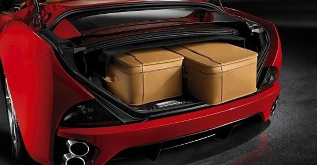 2012 Ferrari California 30 4.3 V8  第10張相片