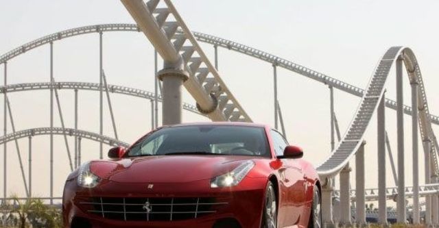 2012 Ferrari FF V12  第3張相片