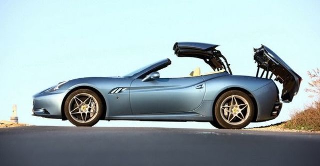 2009 Ferrari California 4.3  第5張相片