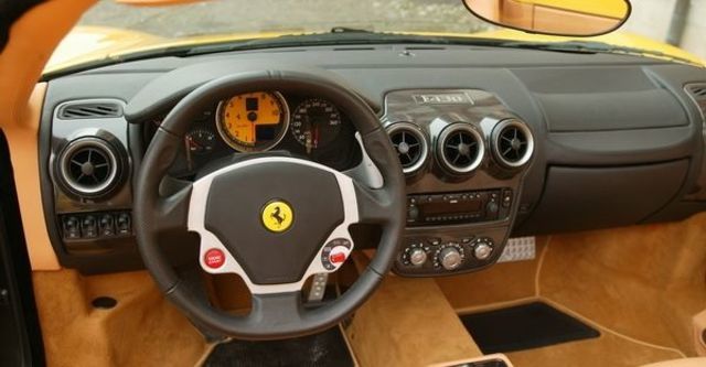 2009 Ferrari F430 Spider  第7張相片