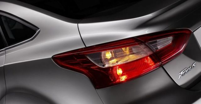 2015 Ford Focus 4D 1.6汽油運動型  第5張相片