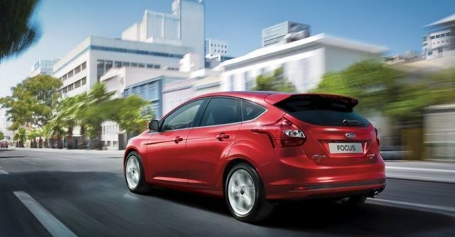 2015 Ford Focus 5D 2.0汽油運動型  第4張相片