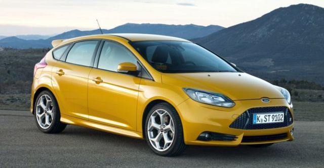 2015 Ford Focus 5D ST  第6張相片