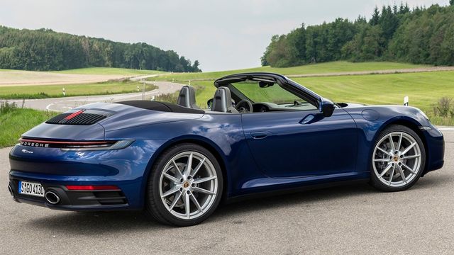 2020 Porsche 911 Carrera Cabriolet  第2張相片