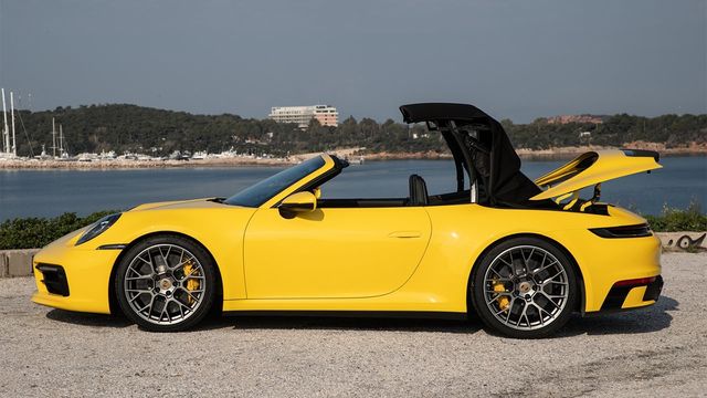 2020 Porsche 911 Carrera S Cabriolet  第2張相片