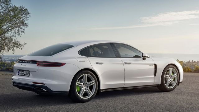 2020 Porsche Panamera 4 E-Hybrid  第5張相片