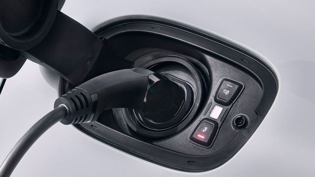 2020 Porsche Panamera 4 E-Hybrid  第7張相片