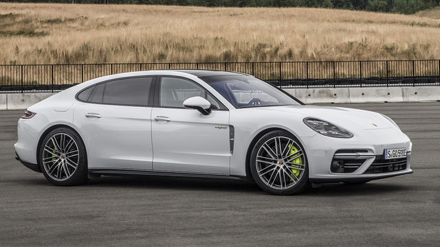 2020 Porsche Panamera Turbo S  E-Hybrid Executive  第3張相片