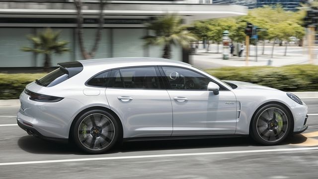 2020 Porsche Panamera Sport Turismo 4 E-Hybrid  第5張相片