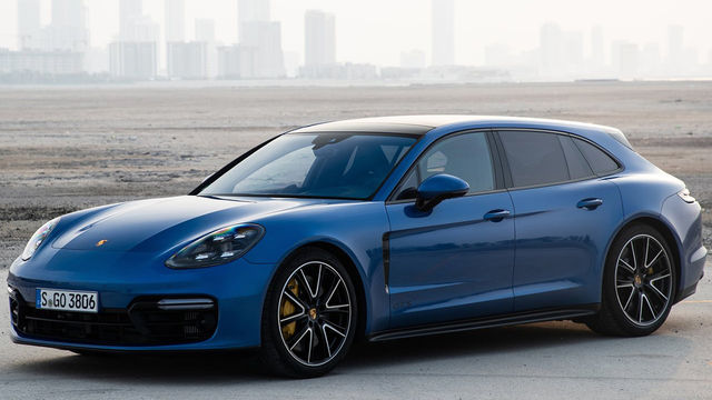 2020 Porsche Panamera Sport Turismo GTS  第1張相片