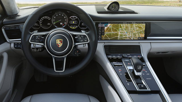 2020 Porsche Panamera Sport Turismo Turbo S  E-Hybrid  第10張相片