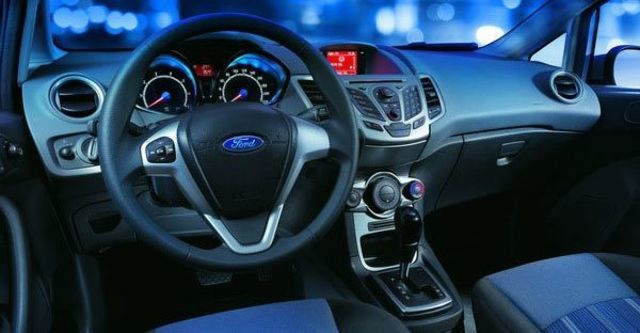 2013 Ford Fiesta 5D 1.4時尚版  第9張相片