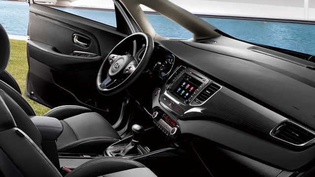 2020 Kia Carens CRDi 柴油科技版  第6張相片