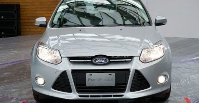 2013 Ford Focus 4D 1.6汽油豪華型  第3張相片