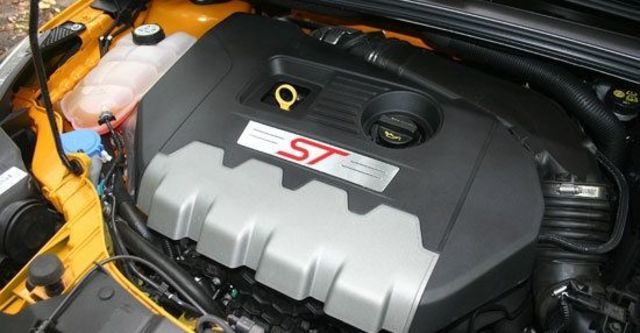 2013 Ford Focus 5D ST  第9張相片