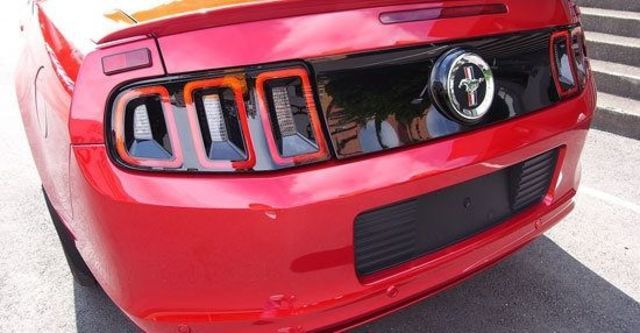 2013 Ford Mustang 3.7 V6  第9張相片
