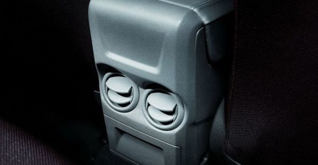2012 Ford Focus 5D TDCi 2.0運動旗艦款  第9張相片